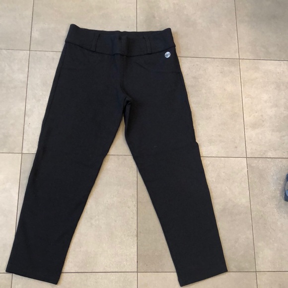 Gigi Active Pants - Gigi Active Capri Pants
